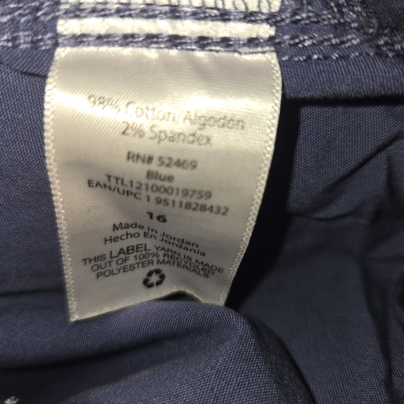 Time and Tru NEW Women's Cargo High Rise Relaxed Capri Pants - Blue - Size 16 - Picture 8 of 9